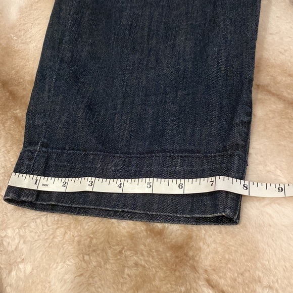 🍀Kut from the Kloth dark stretch denim Bermuda shorts size 6 - Picture 8 of 10